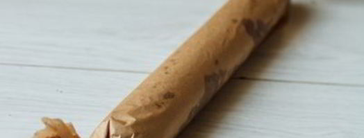 шоколадная колбаса с ромом и фисташками. Шаг 13