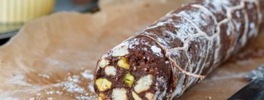 шоколадная колбаса с ромом и фисташками. Шаг 17