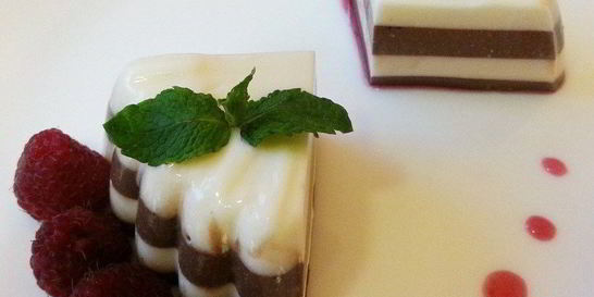 Шоколадно-ванильная панна-котта