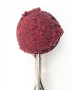 Сорбет с вишней и молотым черным перцем