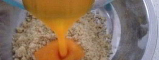 бисквитный рулет с брусничным суфле. Шаг 2