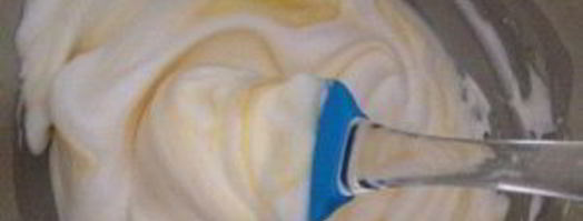 бисквитный рулет с брусничным суфле. Шаг 6