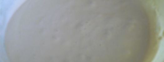 рулет бисквитный с клубнично-сливочным суфле. Шаг 2