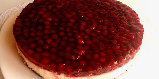 Торт-суфле с вишней