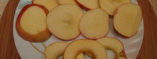 яблочные колечки в шоколадном кляре. Шаг 4