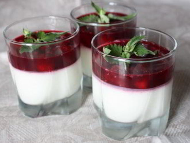 Рецепт ягодно-йогуртового десерт