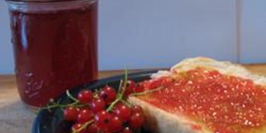 Желе из красной смородины