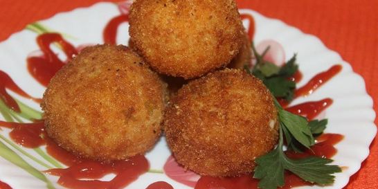 Аранчини — рисовые шарики с мясной начинкой