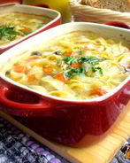 Домашняя лапша в горшочке