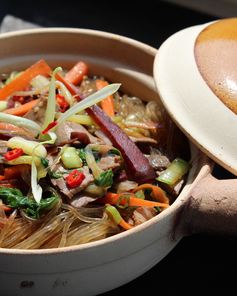 Джаб Чи — корейская стеклянная лапша