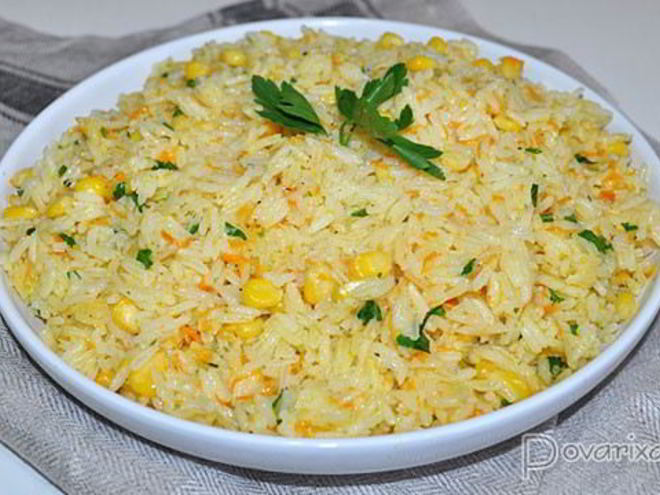 Рецепт гарнира из риса с кукурузой