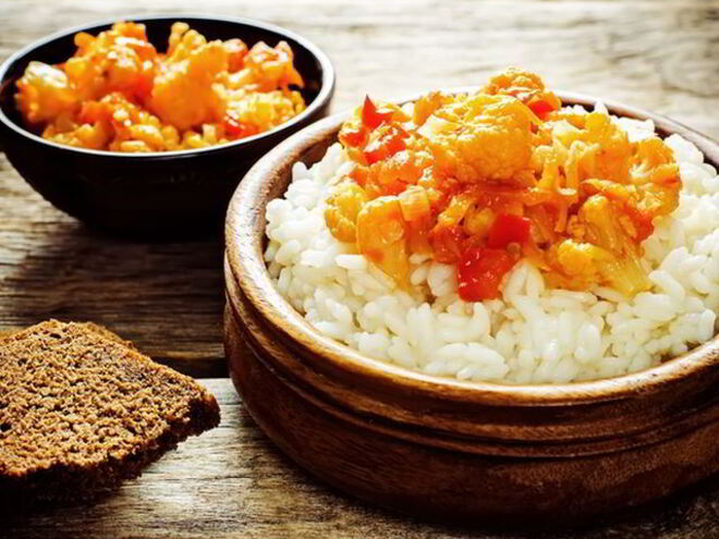 Рецепт ароматного риса с курицей карри
