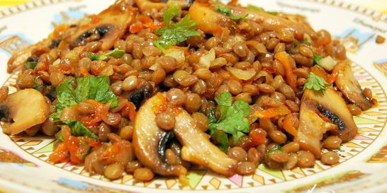 Чечевица с шампиньонами