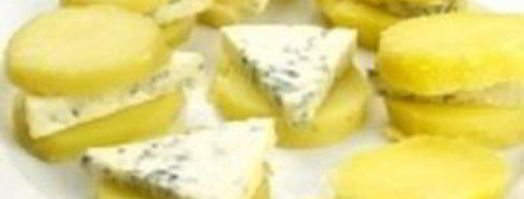 картофель и сыр с плесенью. Шаг 2