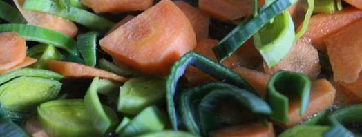 картофель с мясом и чечевицей в горшочках. Шаг 4