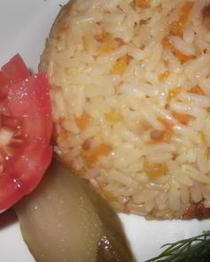 Острый рис с вялеными помидорами
