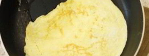 отварной рис с омлетом и овощами. Шаг 2