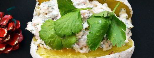 печеный картофель с креветочным салатом. Шаг 6