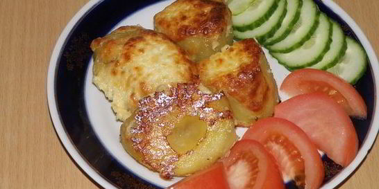 Печеный картофель в духовке