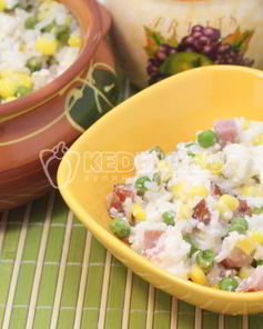 Рис с овощами и сыром Фета