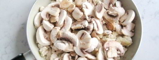 рис с шампиньонами и рубленой курицей. Шаг 8