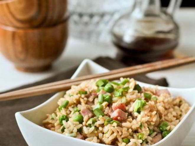 Рецепт жареного риса с ветчиной и горошком по-китайски