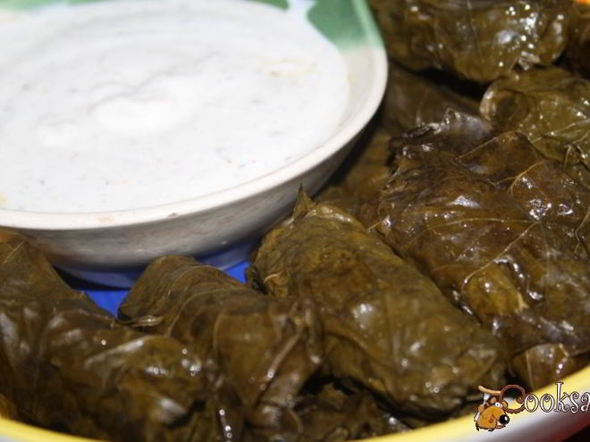 Рецепт долмы из молодых виноградных листьев с начинкой из смешанного фарша