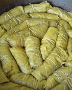 Долма из виноградных листьев