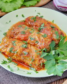 Голубцы из молодой капусты с фаршем и чечевицей