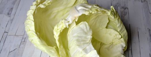 голубцы с фаршем и рисом в кастрюле. Шаг 2