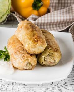 Замороженные голубцы тушеные в кастрюле