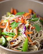 Гречневая лапша с овощами