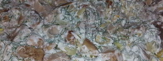 белые грибы, жареные с луком и сметаной. Шаг 3