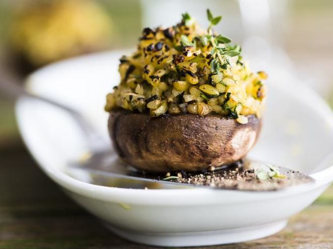 Рецепт фаршированных булгуром шампиньоны