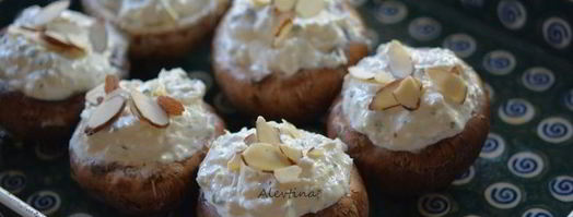 фаршированные грибы с крабовым соусом. Шаг 5