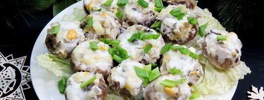 фаршированные шампиньоны под сметанным соусом. Шаг 8