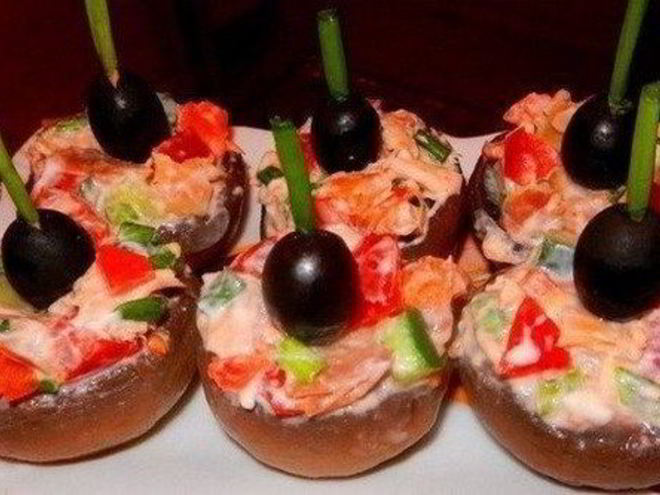 Рецепт фаршированных шампиньонов с копченой курицей