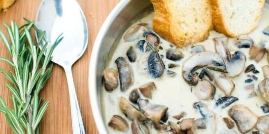 Грибы со сливками