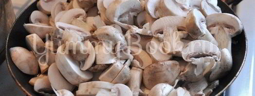 грибы в сметане. Шаг 2
