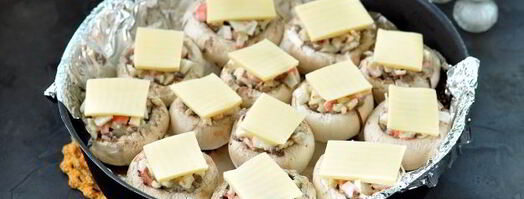 шампиньоны, фаршированные снежным крабом. Шаг 9