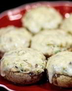 Шампиньоны с курицей и сыром