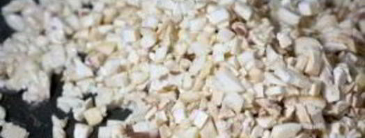 шампиньоны с курицей и сыром. Шаг 3