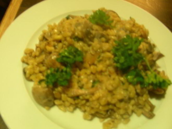 Рецепт шампиньонов со шпинатом, сливками и чили