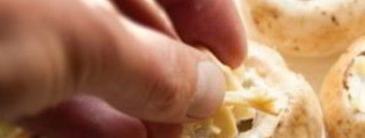 шампиньоны в фольге в духовке. Шаг 3