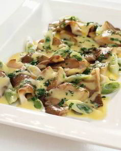 Жареные вешенки с зеленым луком