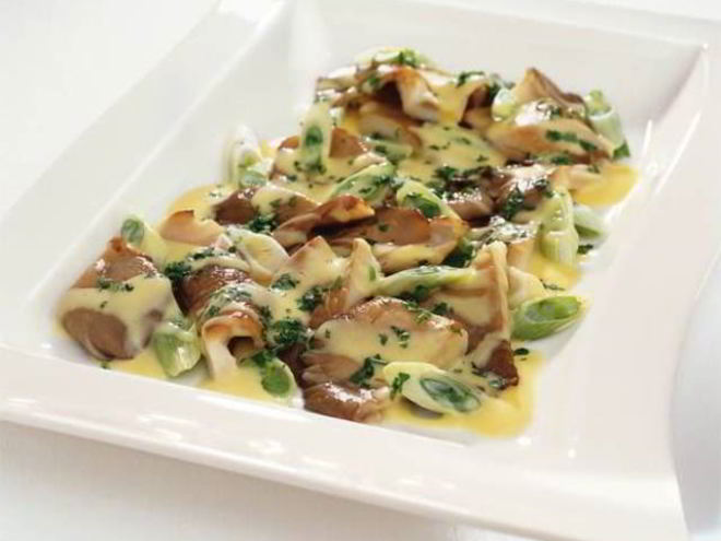 Рецепт жареных вешенок с зеленым луком