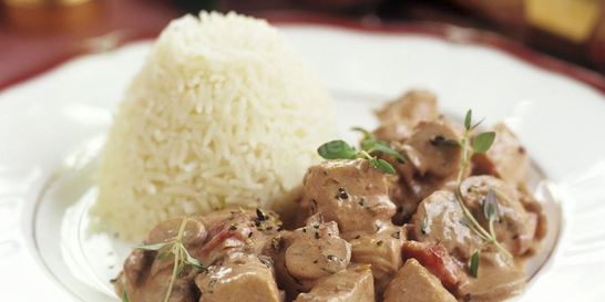 Гуляш из индейки в мультиварке