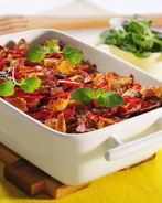 Гуляш из куриного филе с овощами