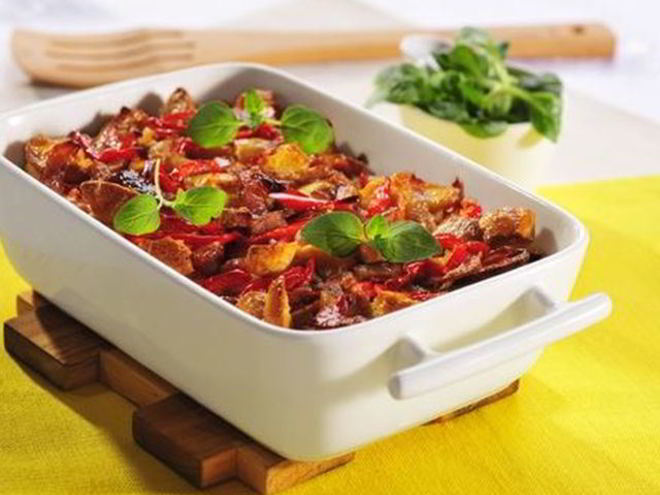 Рецепт гуляша из куриного филе с овощами