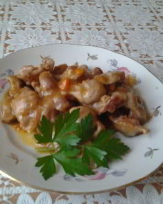 Гуляш из куриных желудков